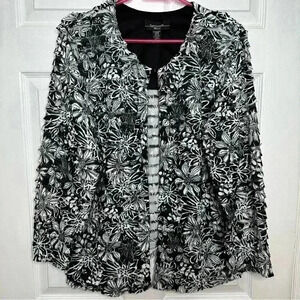 R&M Richards Ruffled Fabric  Blazer Black & White Floral Size 14W